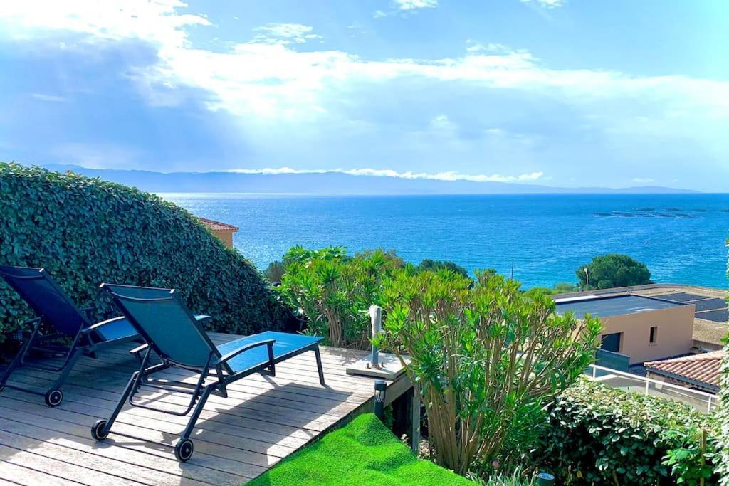 Ajaccio Maison Bord De Mer Dans Residence Avec Piscine Extérieur photo